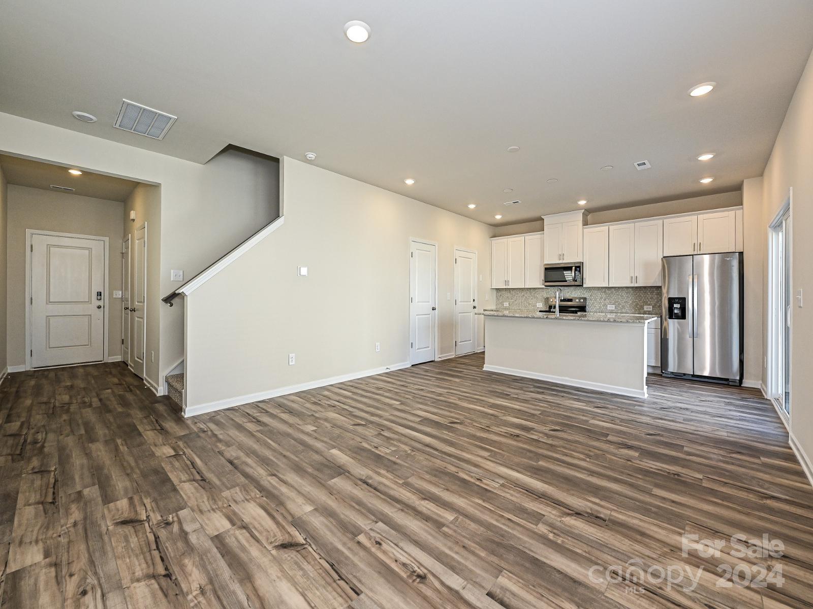 3016 Summit Oaks Road Charlotte, NC 28269 - Photo 9 of 21 Gallery Image 9