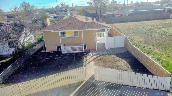 $350,000 | 432 3rd Avenue, Deer Trail, CO 80105