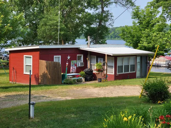 $179,000 | 29501 Maplewood Road, Unit LONGSHORE, Callaway, MN 56521