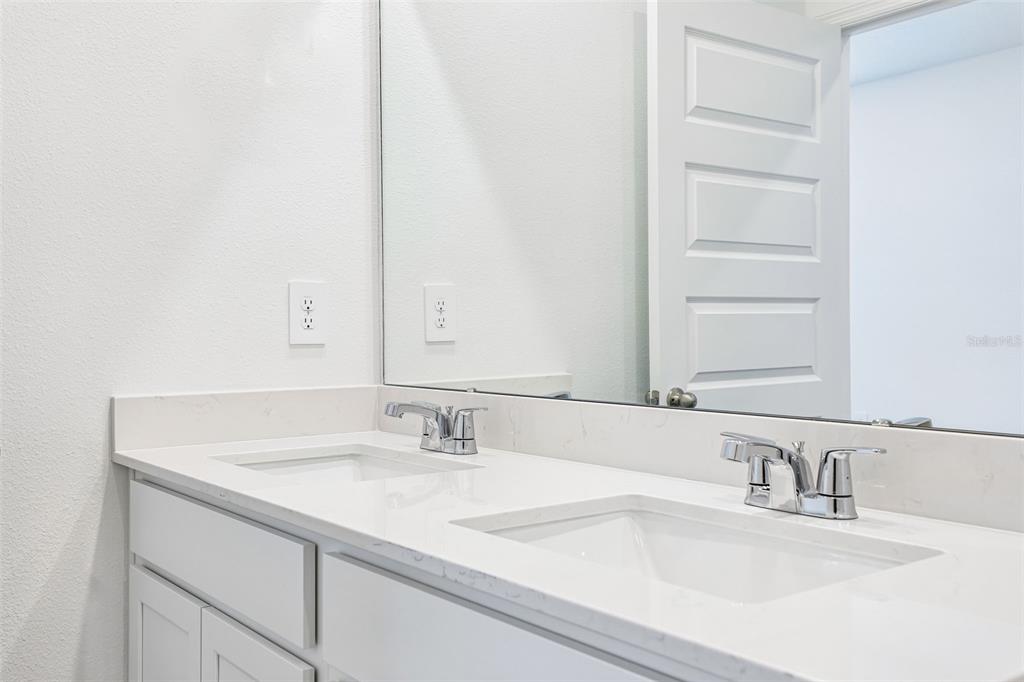 4227 Evernia Road Tavares, FL 32778 - Photo 18 of 35
