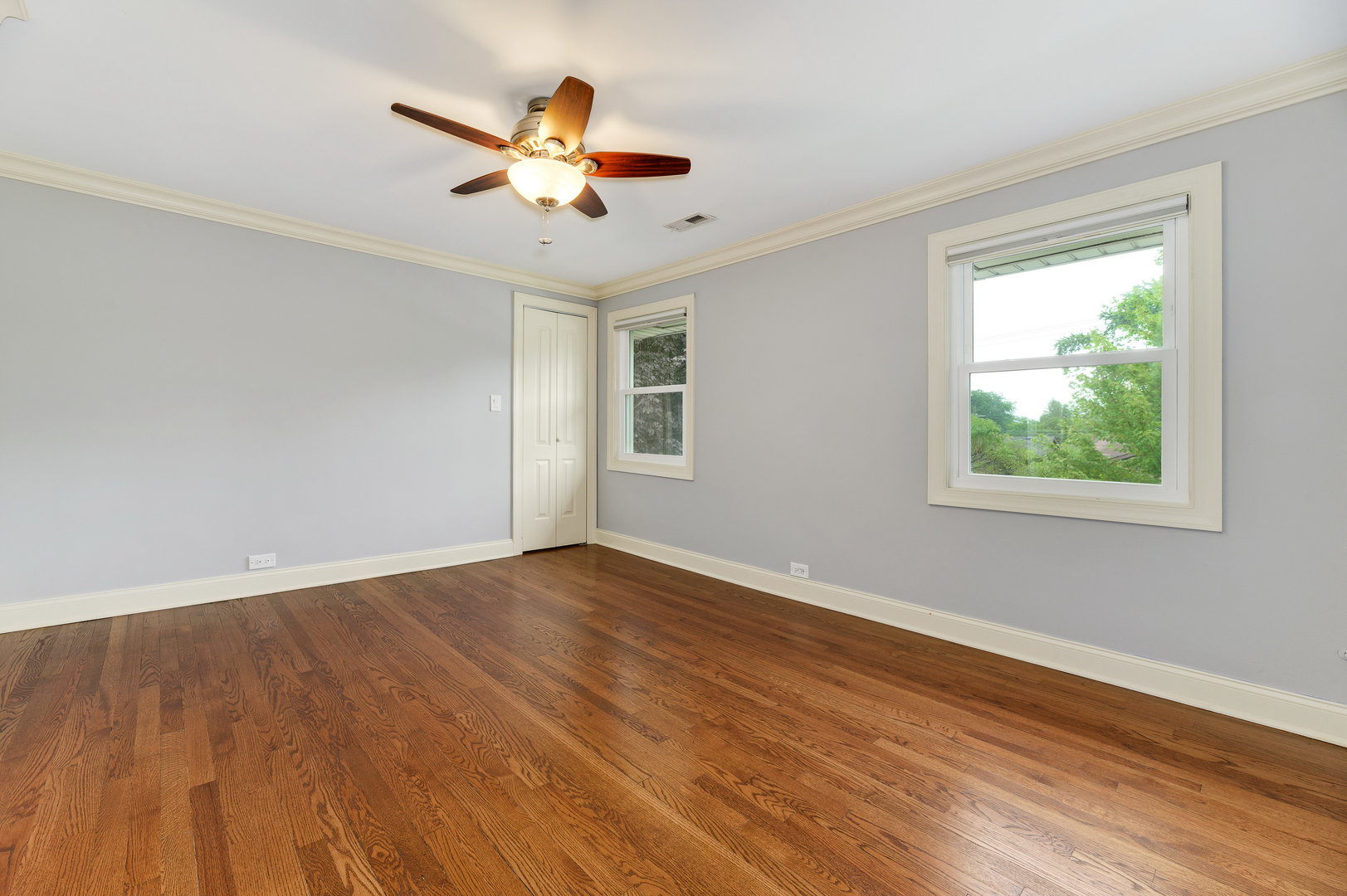 8626 East Prairie Road Skokie, IL 60076 - Photo 15 of 25 Gallery Image 15