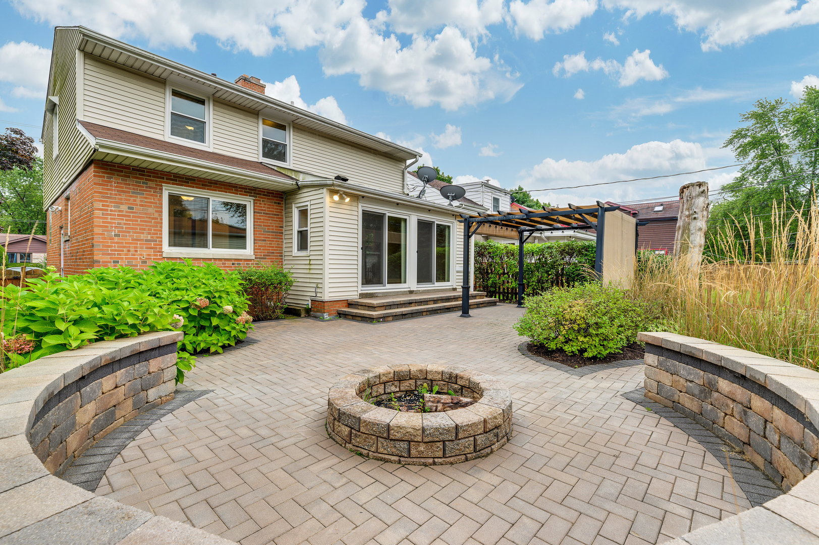 8626 East Prairie Road Skokie, IL 60076 - Photo 22 of 25 Gallery Image 22