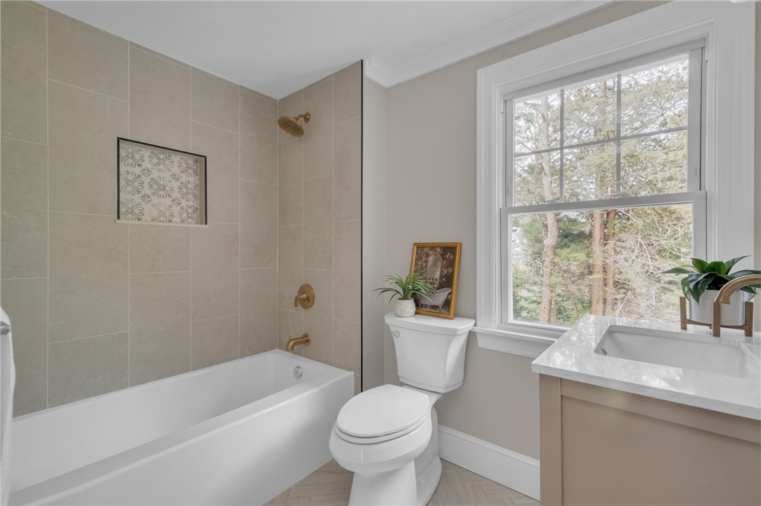 281 Spring Green Road Warwick, RI 02888 - Photo 28 of 39