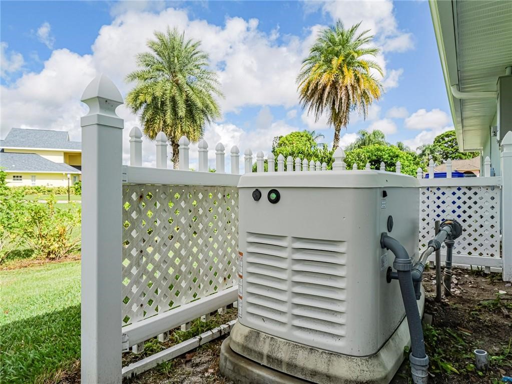 6445 55th Square Vero Beach, FL 32967 - Photo 29 of 36