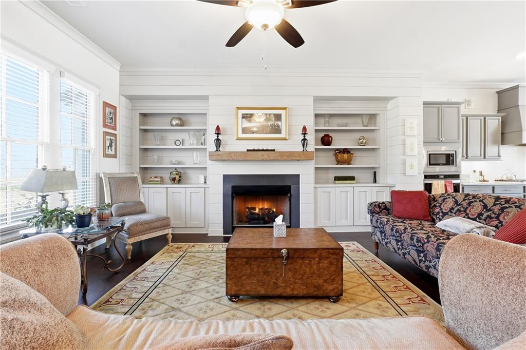 1910 Skyfall Circle Atlanta, GA 30319 - Photo 4 of 30