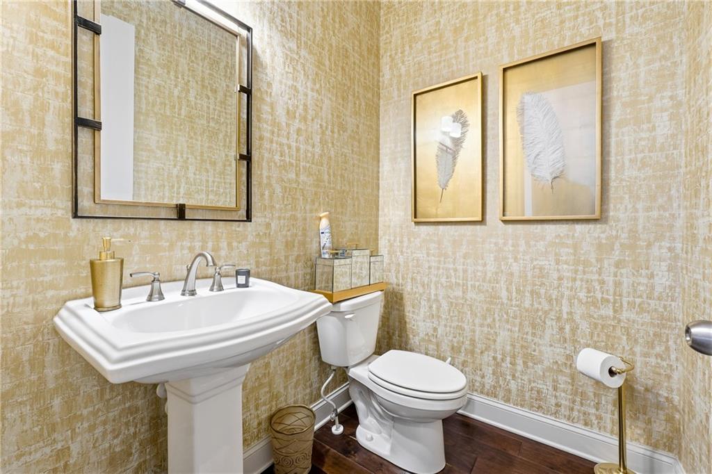 1910 Skyfall Circle Atlanta, GA 30319 - Photo 9 of 30