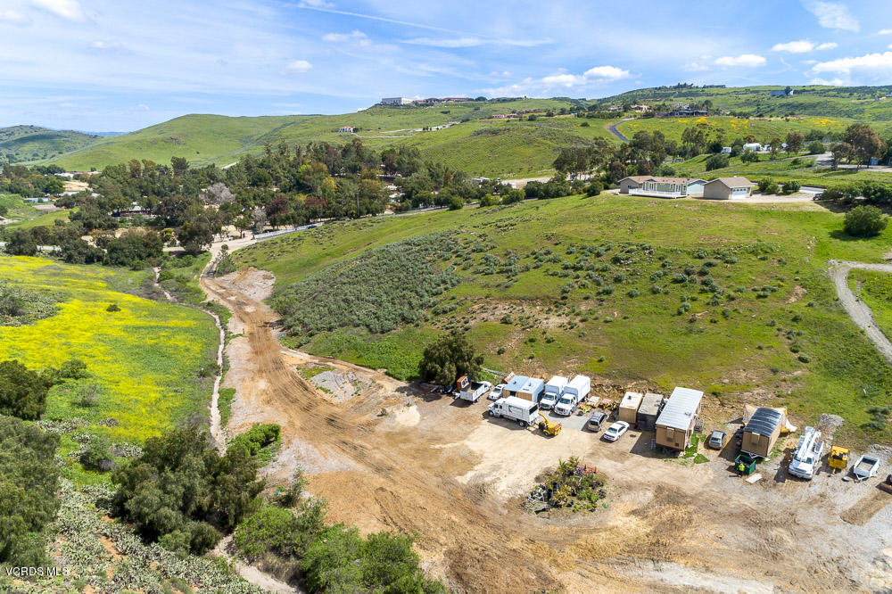 15535 LaPeyre Road Moorpark, CA 93021 - Photo 6 of 34 a view of a city with ocean view
