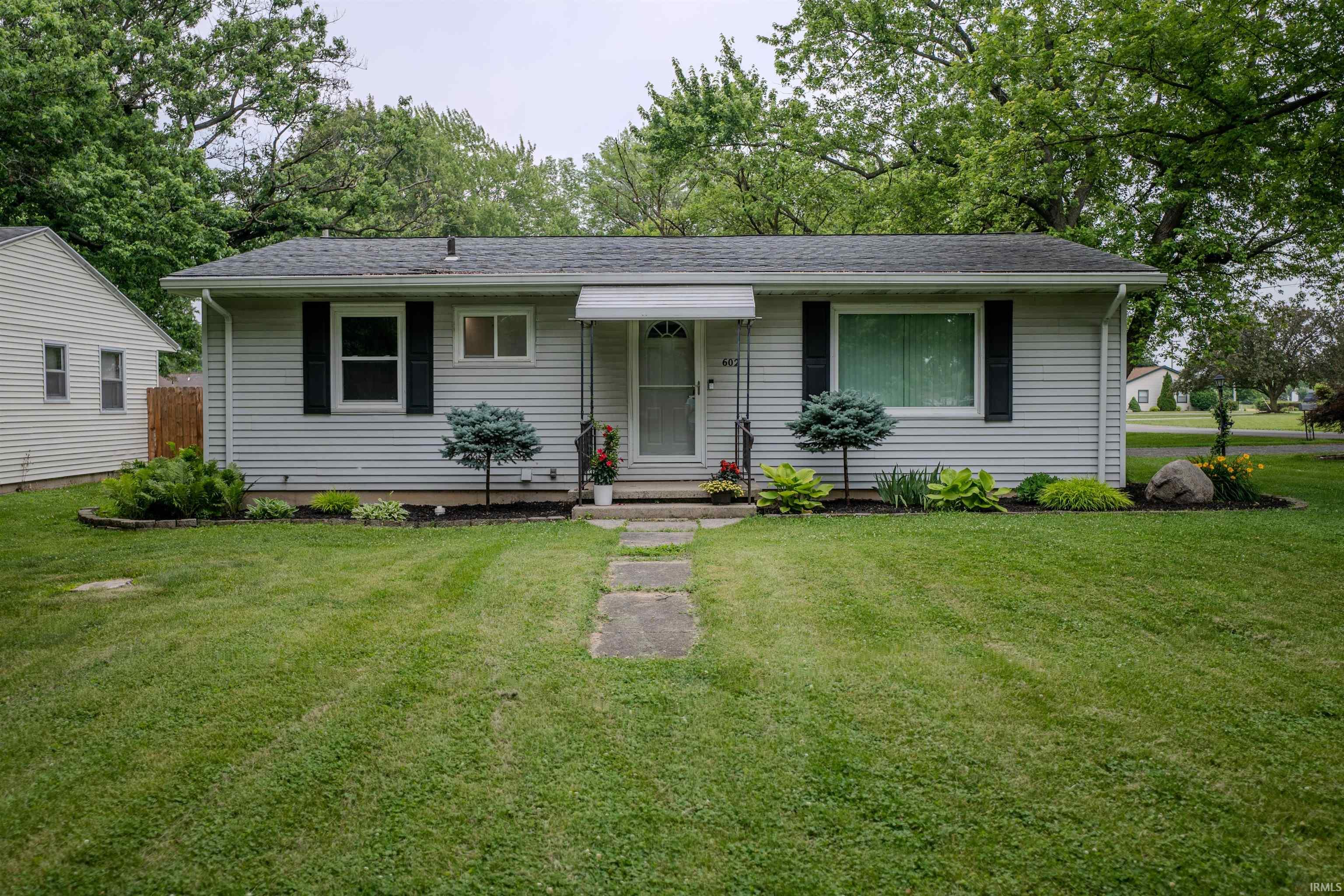 602 North Metts Street Ossian, IN 46777 - Photo 2 of 33