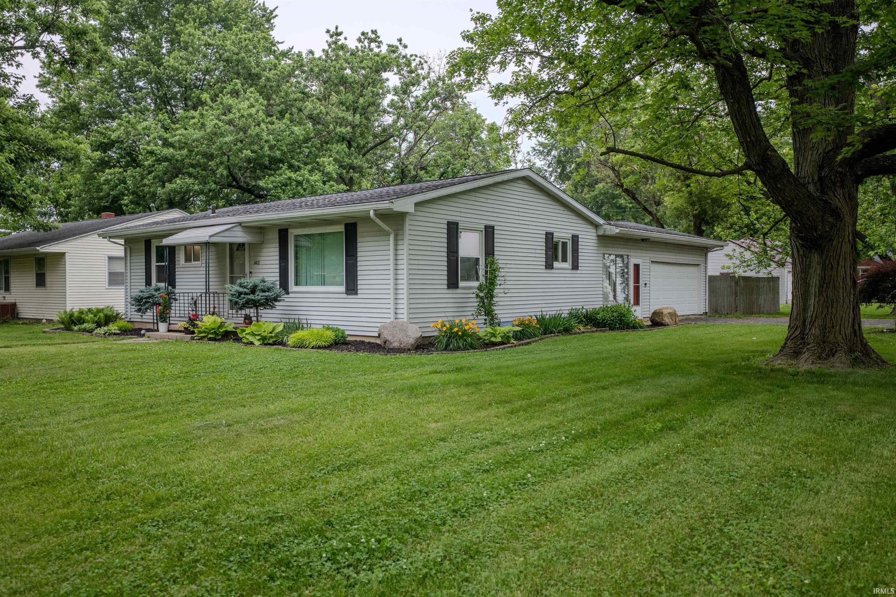 602 North Metts Street Ossian, IN 46777 - Photo 4 of 33