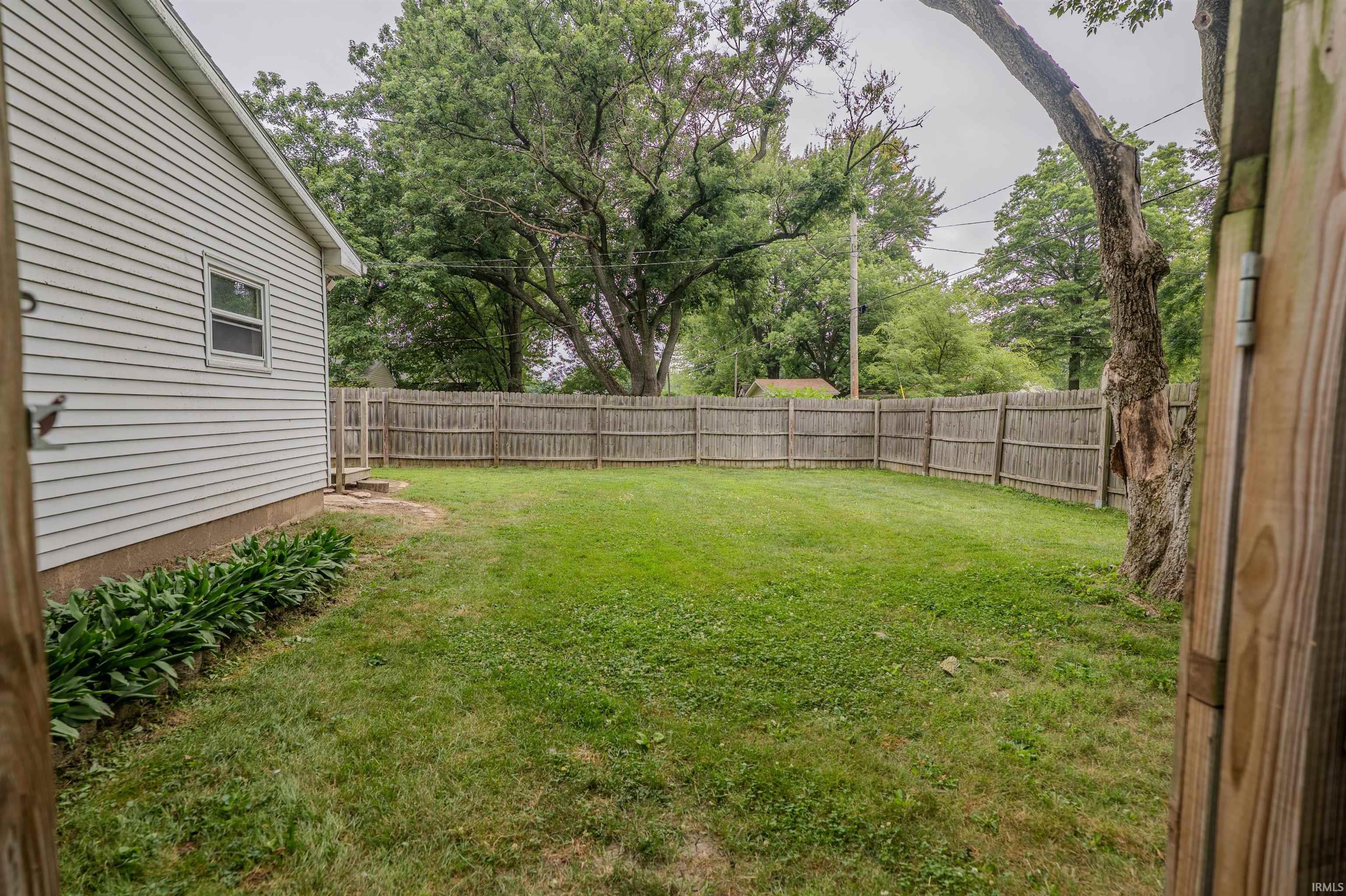 602 North Metts Street Ossian, IN 46777 - Photo 5 of 33