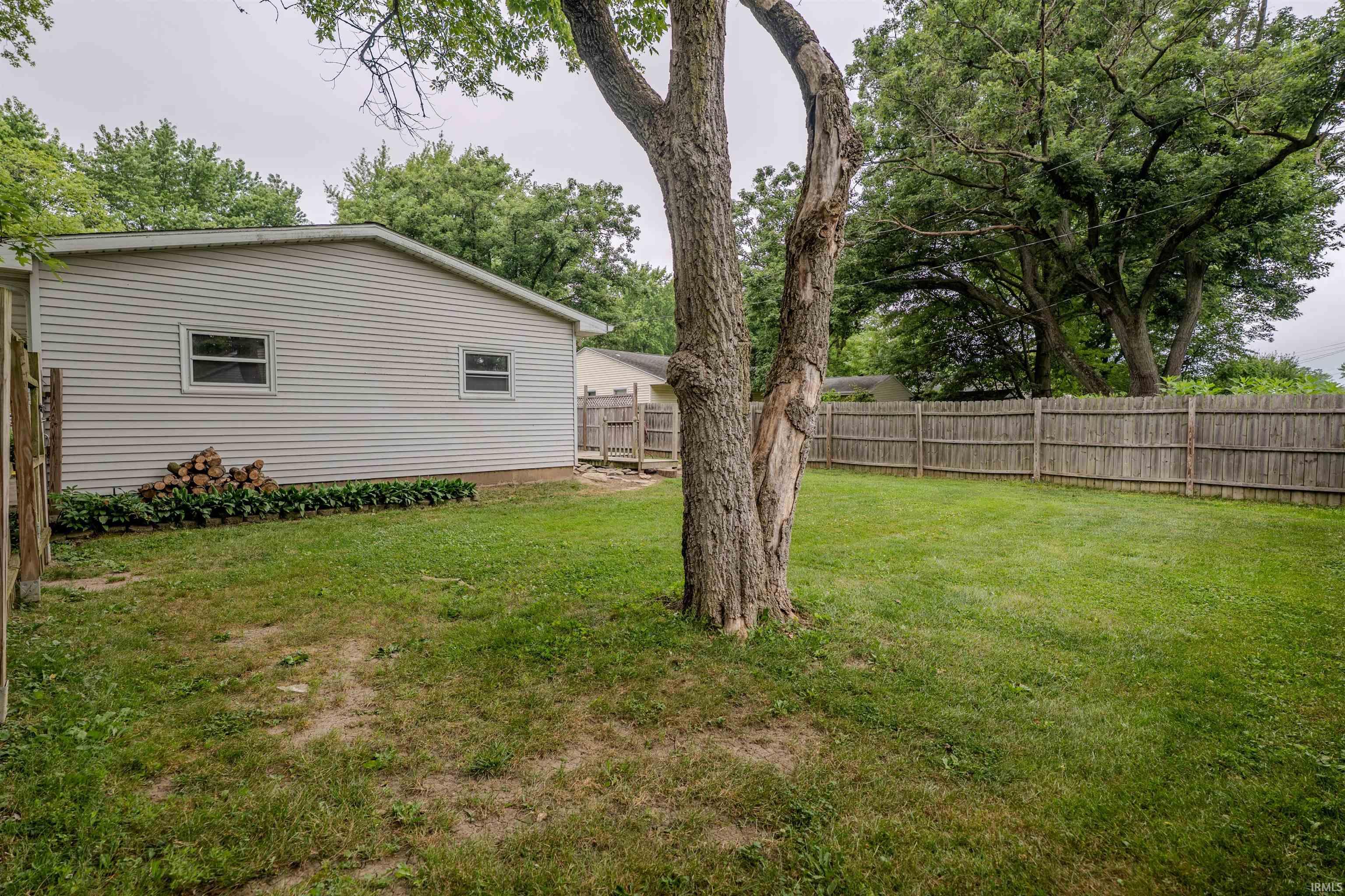602 North Metts Street Ossian, IN 46777 - Photo 7 of 33