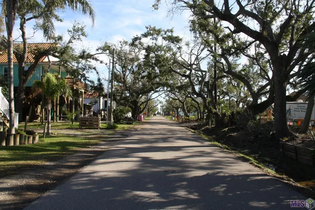 $499,000 | 212 Medical Lane, Grand Isle, LA 70358