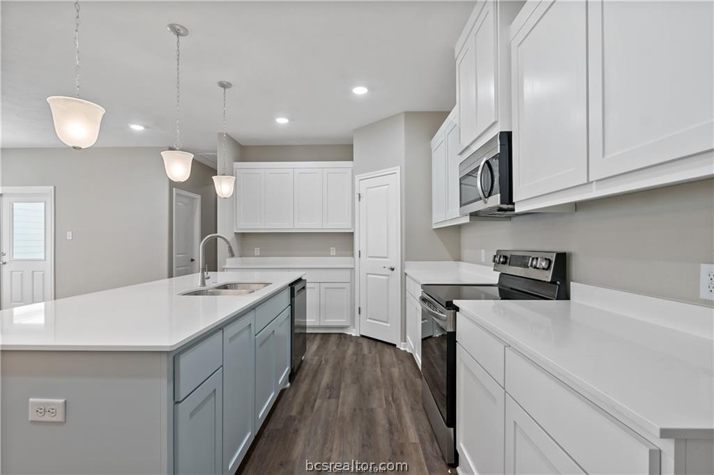 2521 Shady Rte Lane Bryan, TX 77803 - Photo 14 of 30