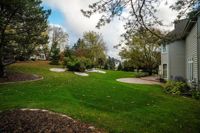 $999,500 | 19770 Foxkirk Court, Brookfield, WI 53045