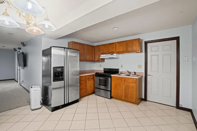 $999,500 | 19770 Foxkirk Court, Brookfield, WI 53045