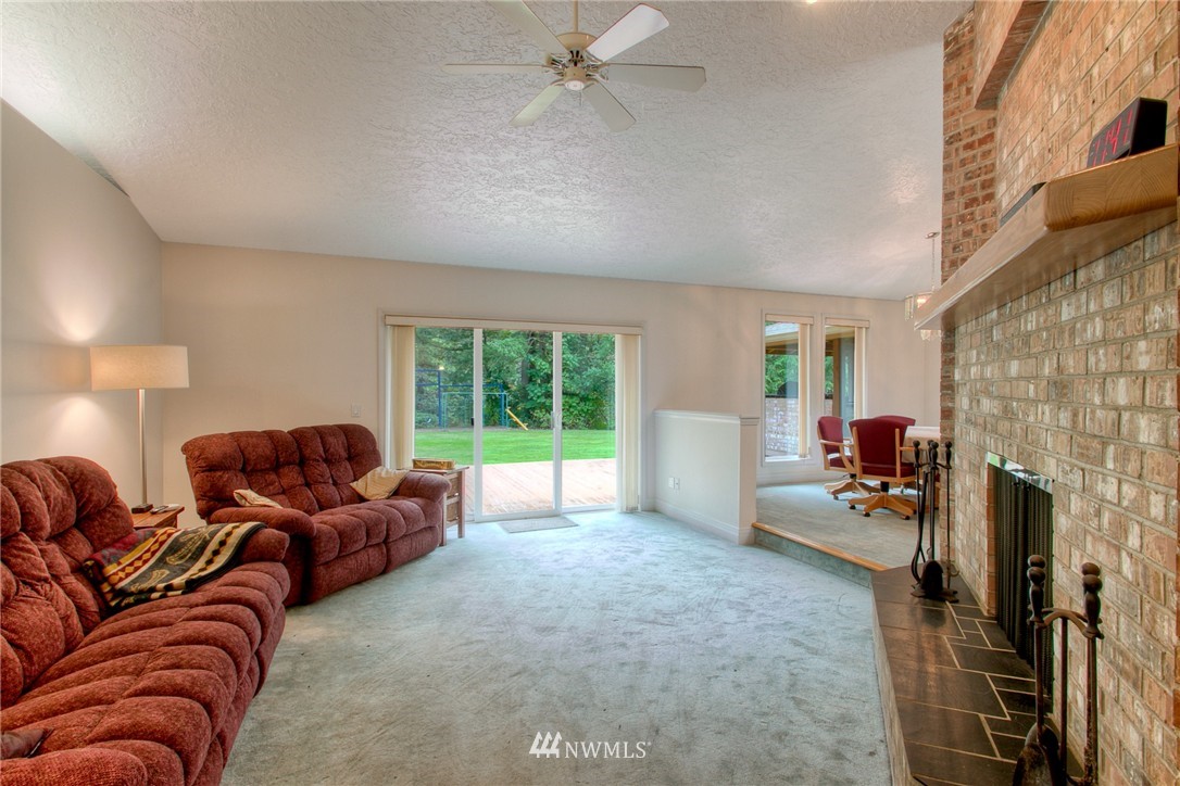 5342 Johnson Point Road Northeast Olympia, WA 98516 - Photo 12 of 25 Gallery Image 12