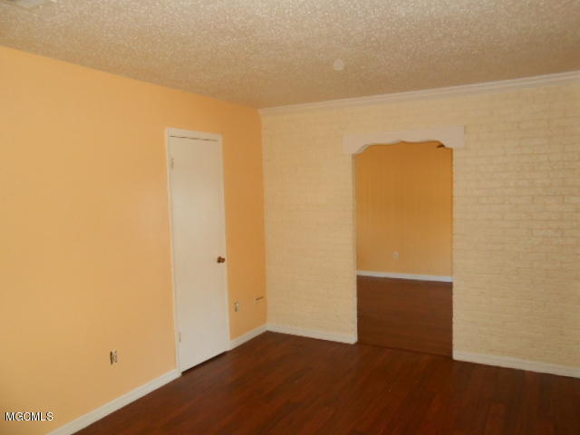 1625 Timber Lane Road Gautier, MS 39553 - Photo 8 of 13 lving room
