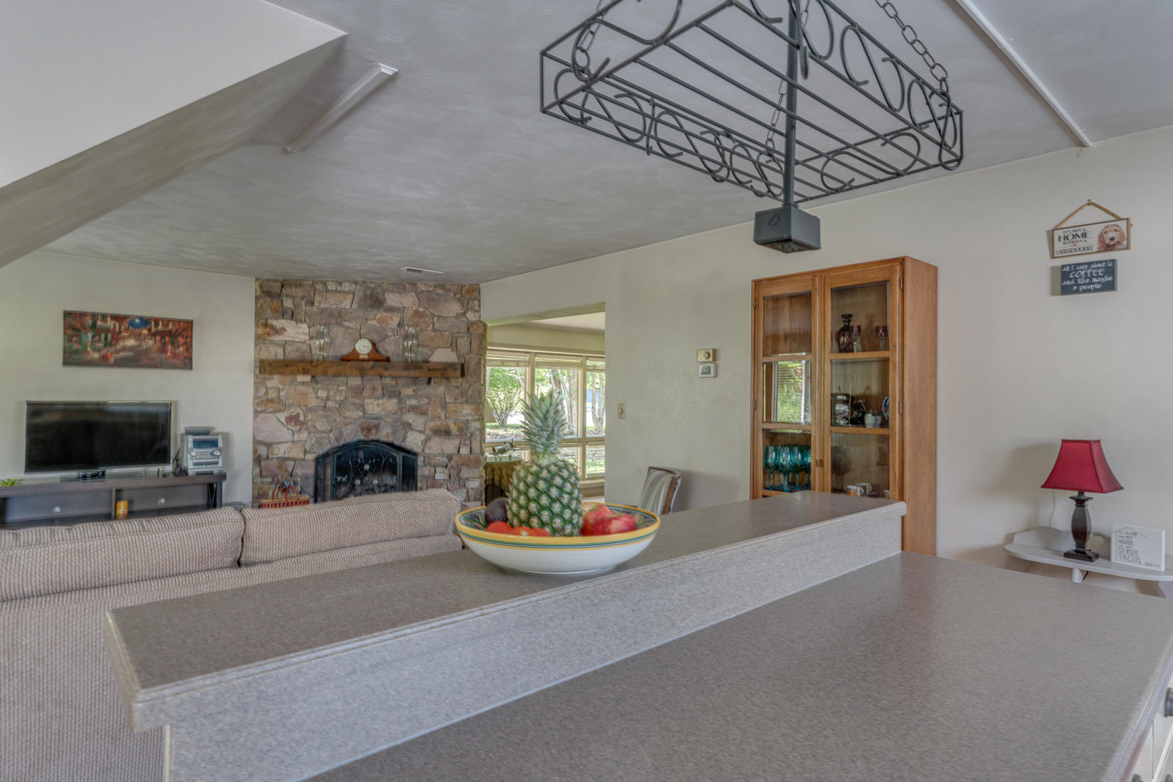 538 Sprinkle Road Fincastle, VA 24090 - Photo 20 of 87 Open kitchen/LR