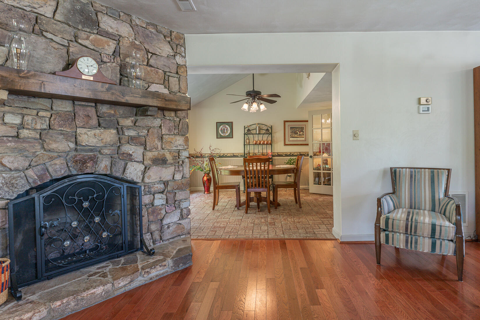 538 Sprinkle Road Fincastle, VA 24090 - Photo 28 of 87 New gas logs & FP mantle