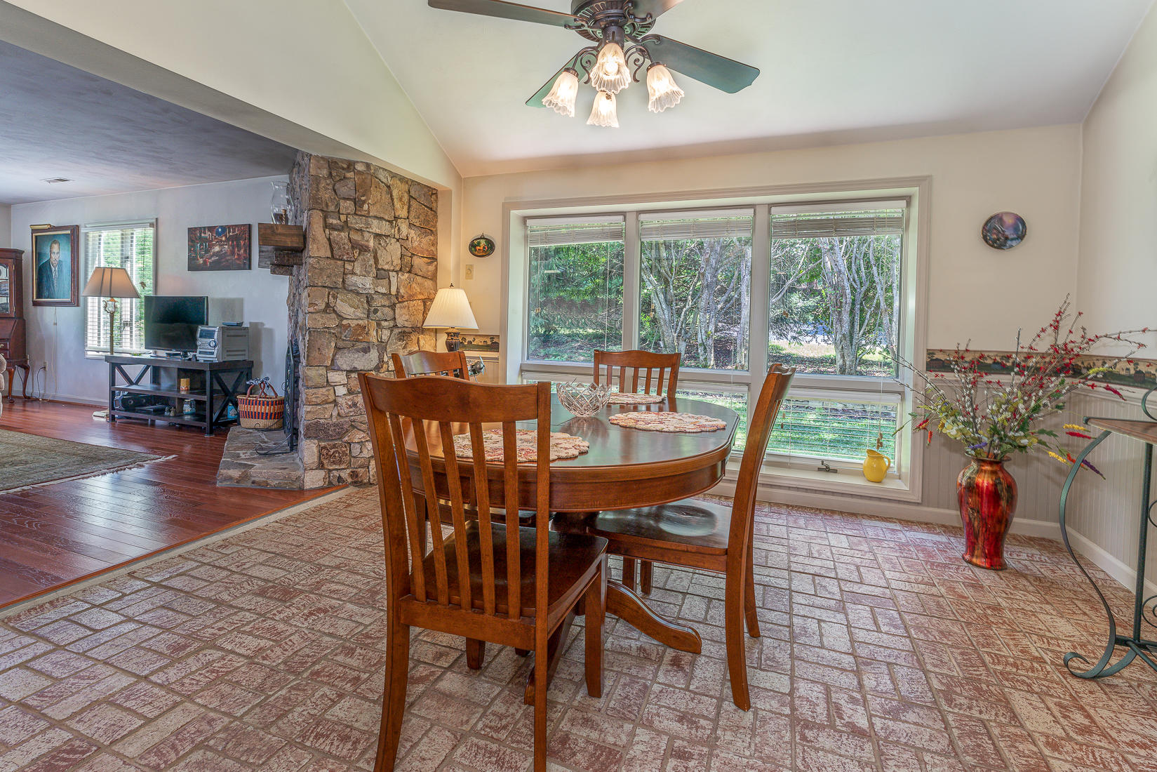 538 Sprinkle Road Fincastle, VA 24090 - Photo 30 of 87 Dining Rm w/brick floors