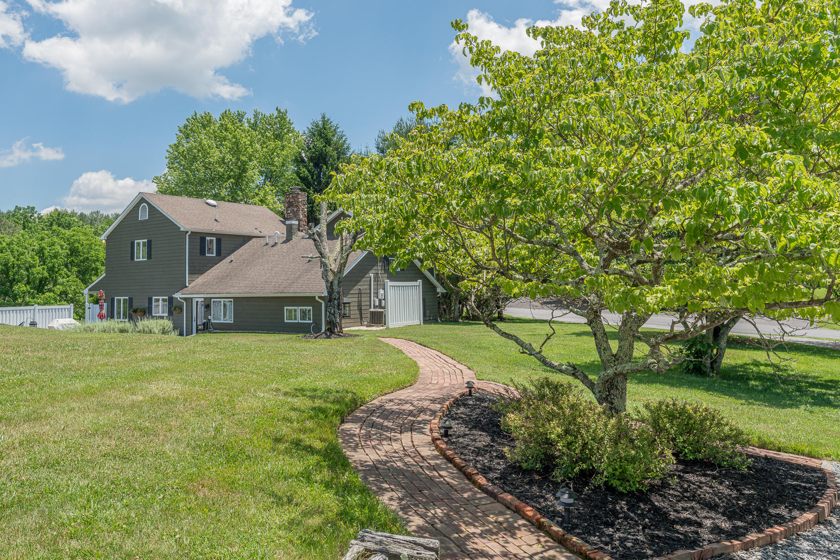 538 Sprinkle Road Fincastle, VA 24090 - Photo 71 of 87 Home view