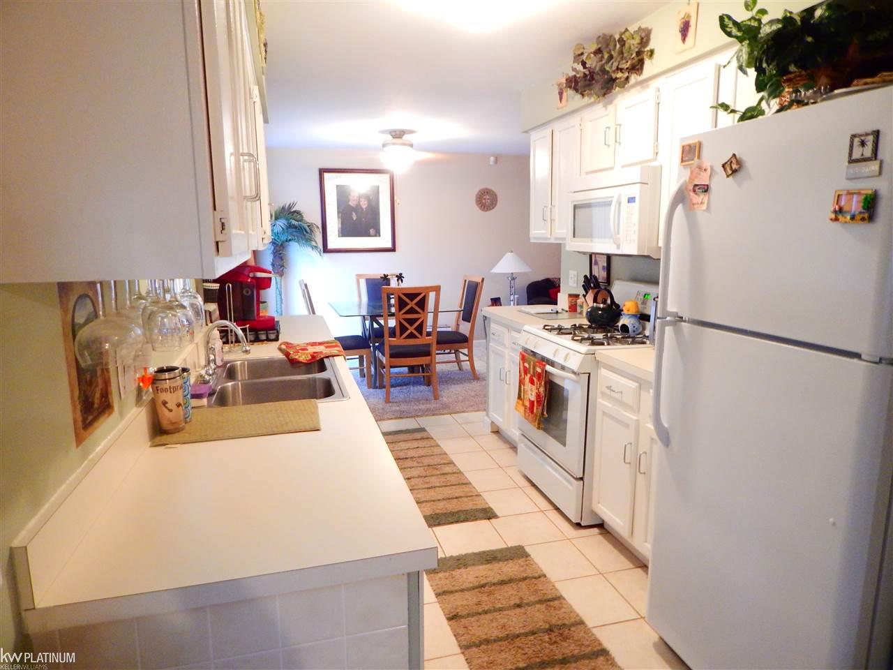 48732 East Ranch Drive Chesterfield, MI 48051 - Photo 7 of 24