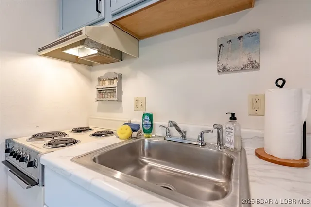 $150,000 | 149 Southwood Shores Place, Unit 2D, Lake Ozark, MO 65049