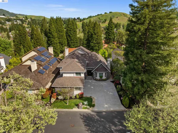 $2,399,000 | 696 Blue Spruce Drive, Danville, CA 94506