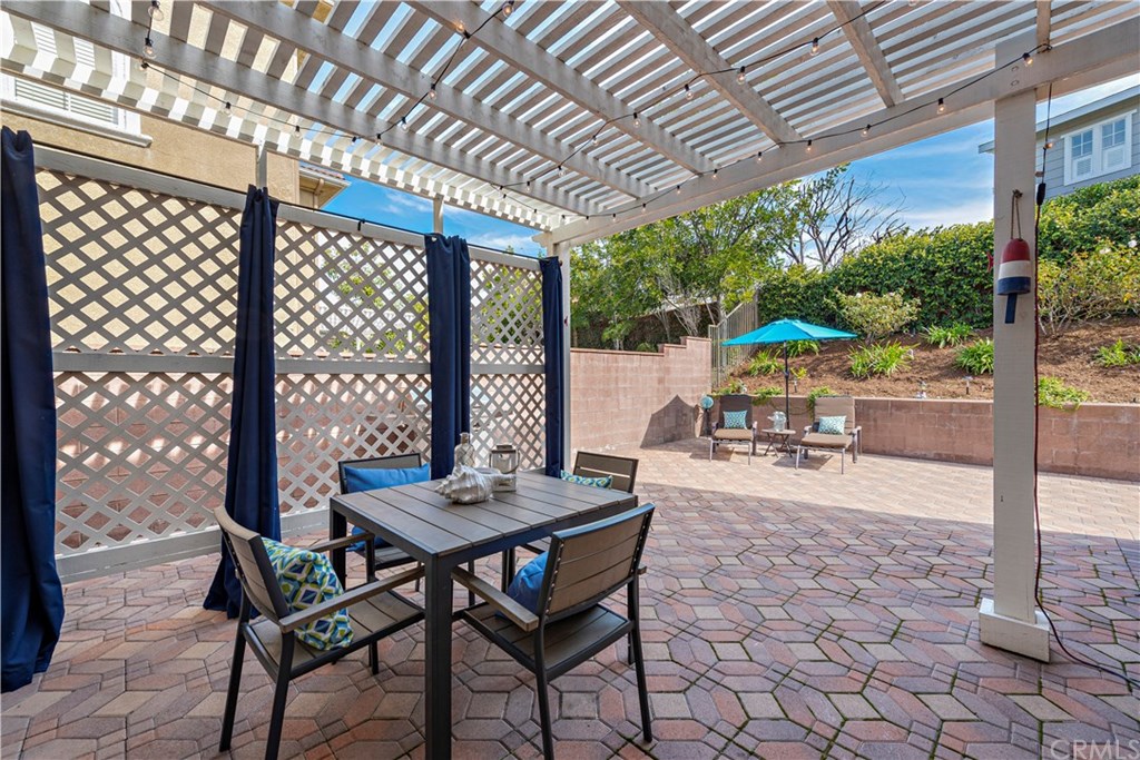 12 Laurelhurst Drive Ladera Ranch, CA 92694 - Photo 3 of 50