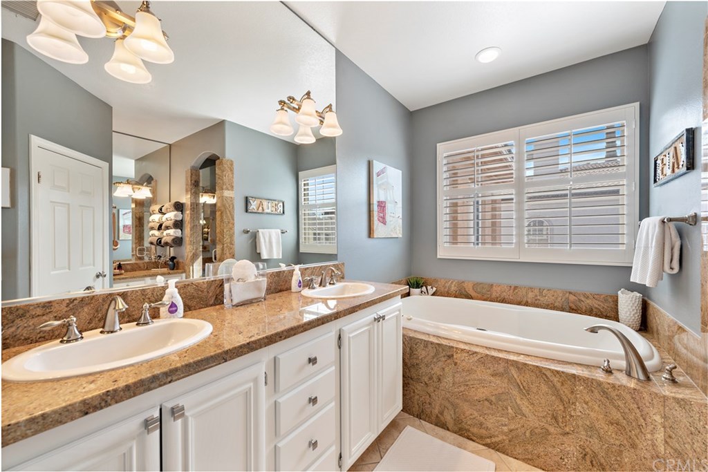 12 Laurelhurst Drive Ladera Ranch, CA 92694 - Photo 25 of 50