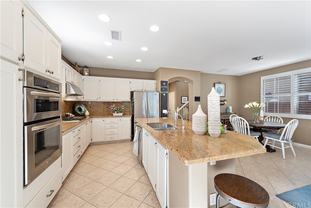 12 Laurelhurst Drive Ladera Ranch, CA 92694 - Photo 6 of 50