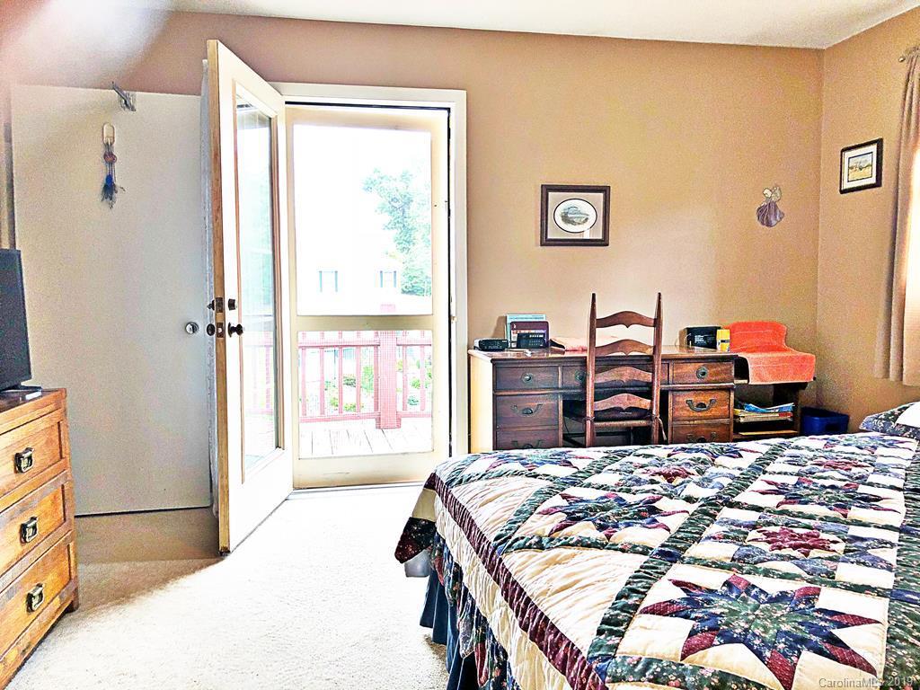 1150 Amherst Road Morganton, NC 28655 - Photo 13 of 40 Gallery Image 13