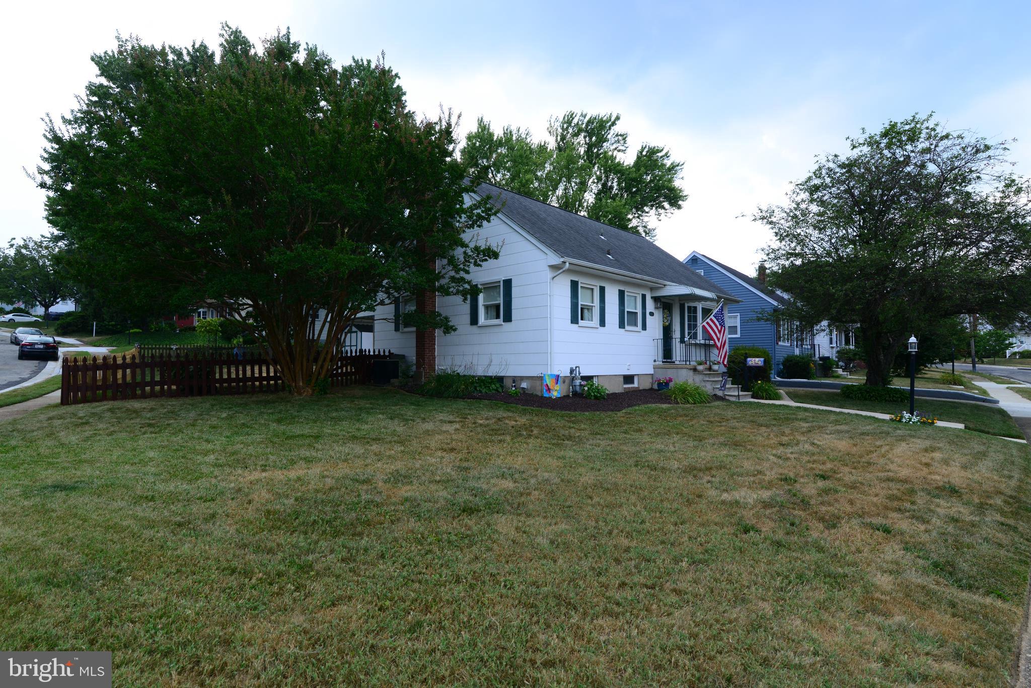 1205 June Road Baltimore, MD 21227 - Photo 3 of 36 Great corner lot!