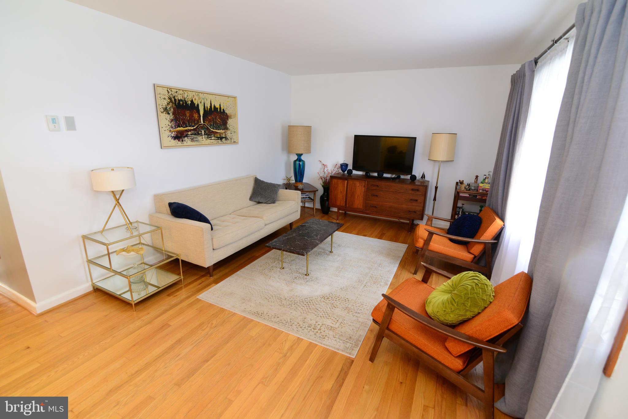 1205 June Road Baltimore, MD 21227 - Photo 6 of 36 Gallery Image 6