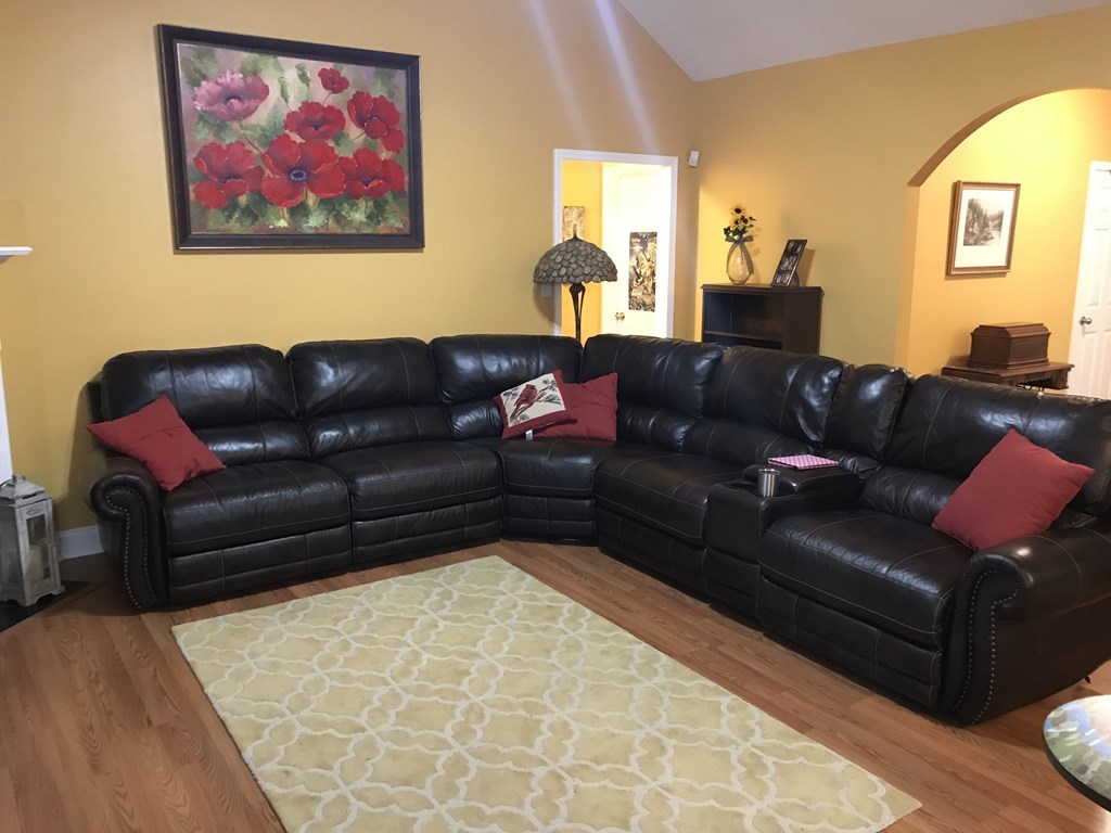 114 Crystal Ridge Circle Byron, GA 31008 - Photo 2 of 25 Additional Photo