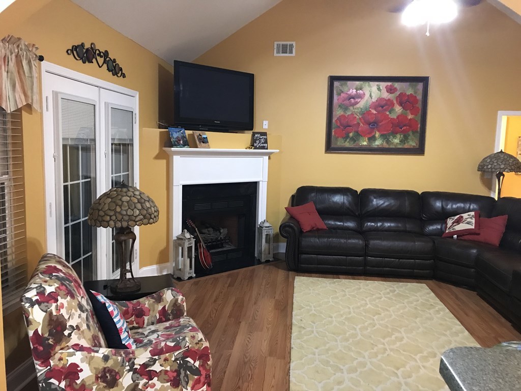 114 Crystal Ridge Circle Byron, GA 31008 - Photo 3 of 25 Additional Photo