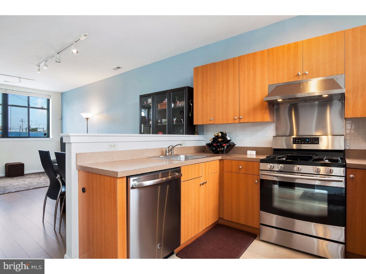 922 Wallace Street Philadelphia, PA 19123 - Photo 11 of 25