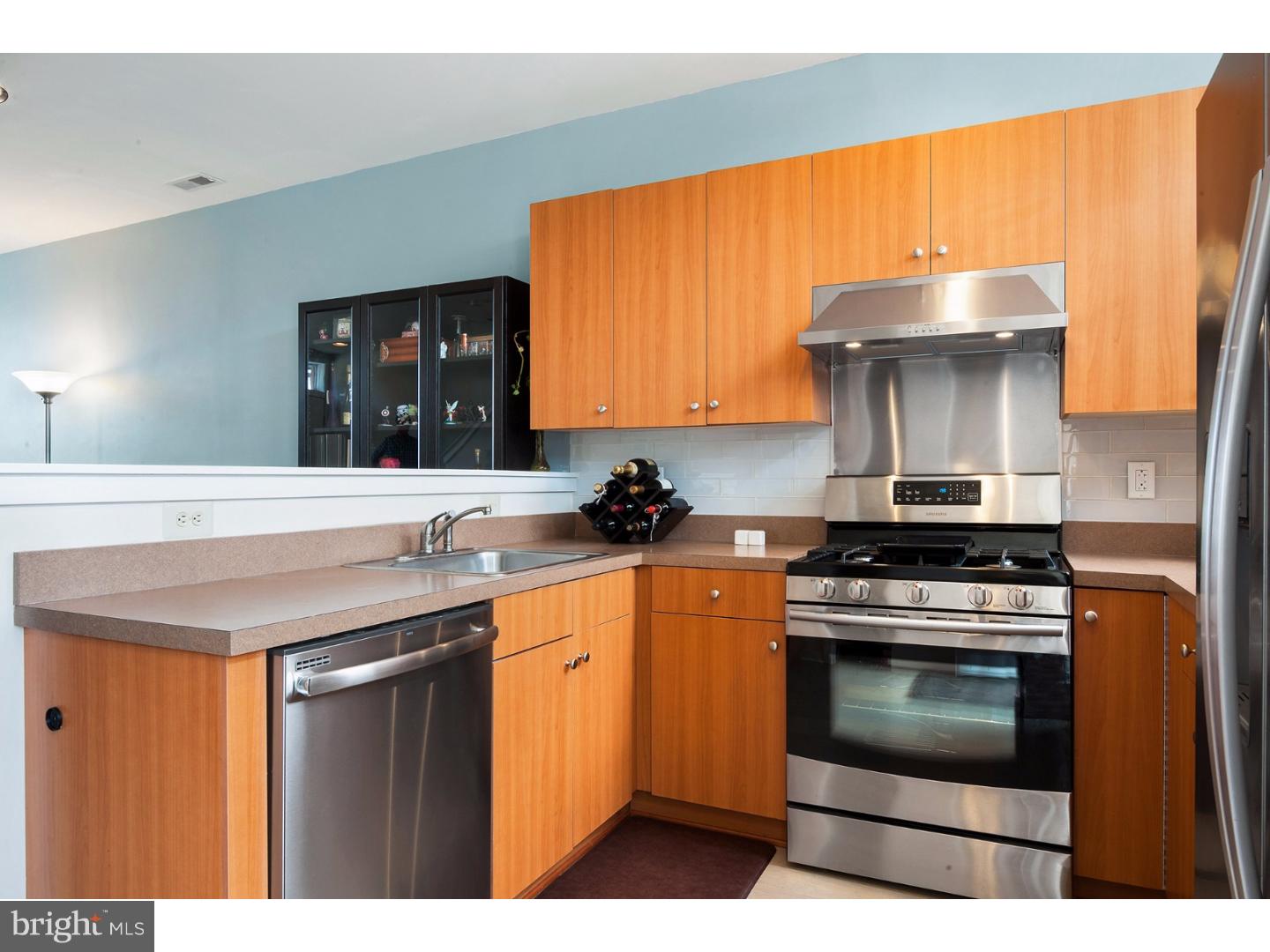 922 Wallace Street Philadelphia, PA 19123 - Photo 12 of 25