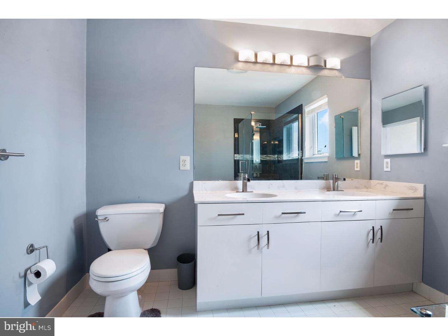 922 Wallace Street Philadelphia, PA 19123 - Photo 21 of 25