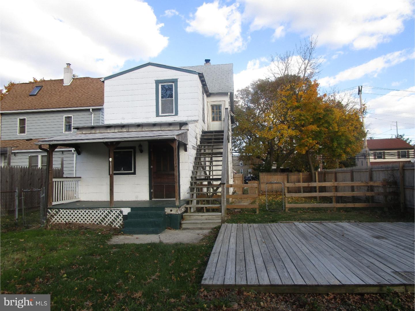 129 Fairview Road Woodlyn, PA 19094 - Photo 3 of 13 Gallery Image 3