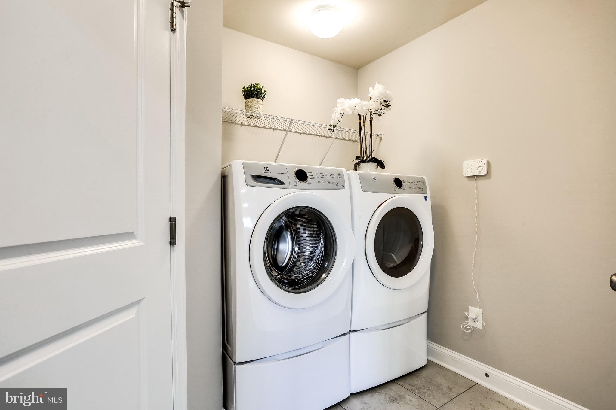 7034 Rackham Way Hanover, MD 21076 - Photo 36 of 42 Laundry Room | Mud Room.