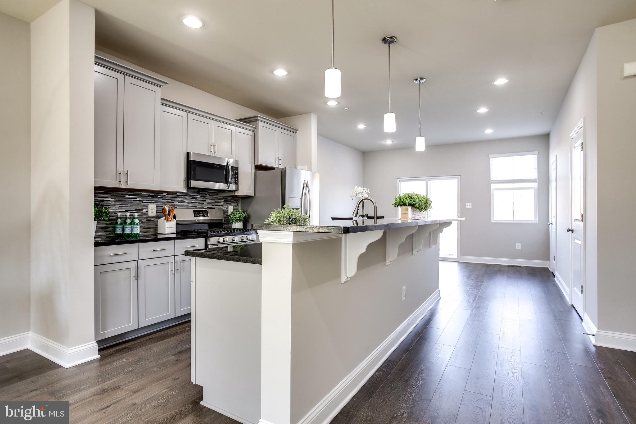 7034 Rackham Way Hanover, MD 21076 - Photo 10 of 42 Kitchen | Timeless Cabinets | Hardwood.