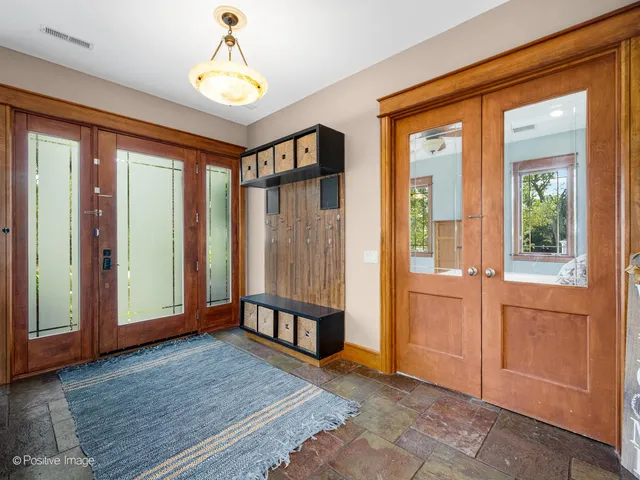 $1,099,000 | 4218 Florence Avenue, Downers Grove, IL 60515