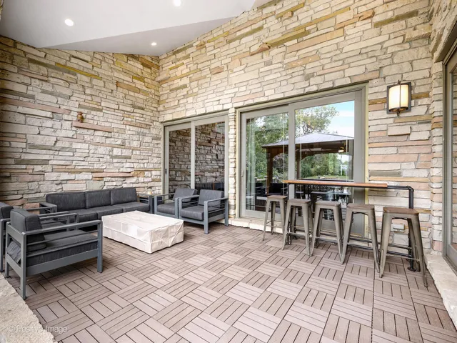 $1,099,000 | 4218 Florence Avenue, Downers Grove, IL 60515