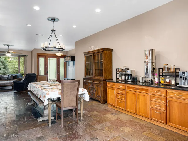 $1,099,000 | 4218 Florence Avenue, Downers Grove, IL 60515