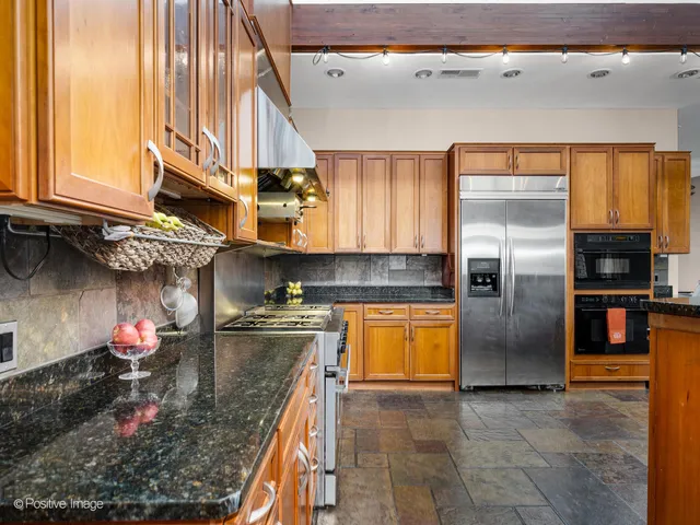 $1,099,000 | 4218 Florence Avenue, Downers Grove, IL 60515