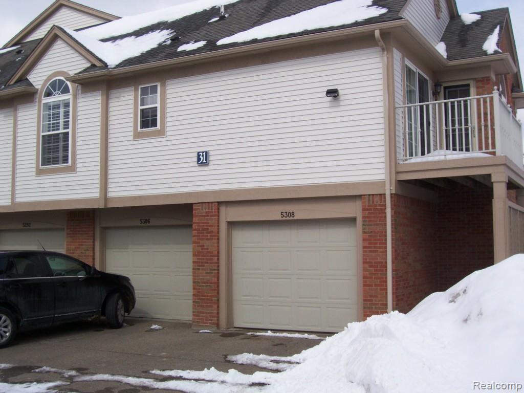 5306 Brookemonte Circle, Unit 353 Rochester, MI 48306 - Photo 21 of 21 21_Garage.jpg