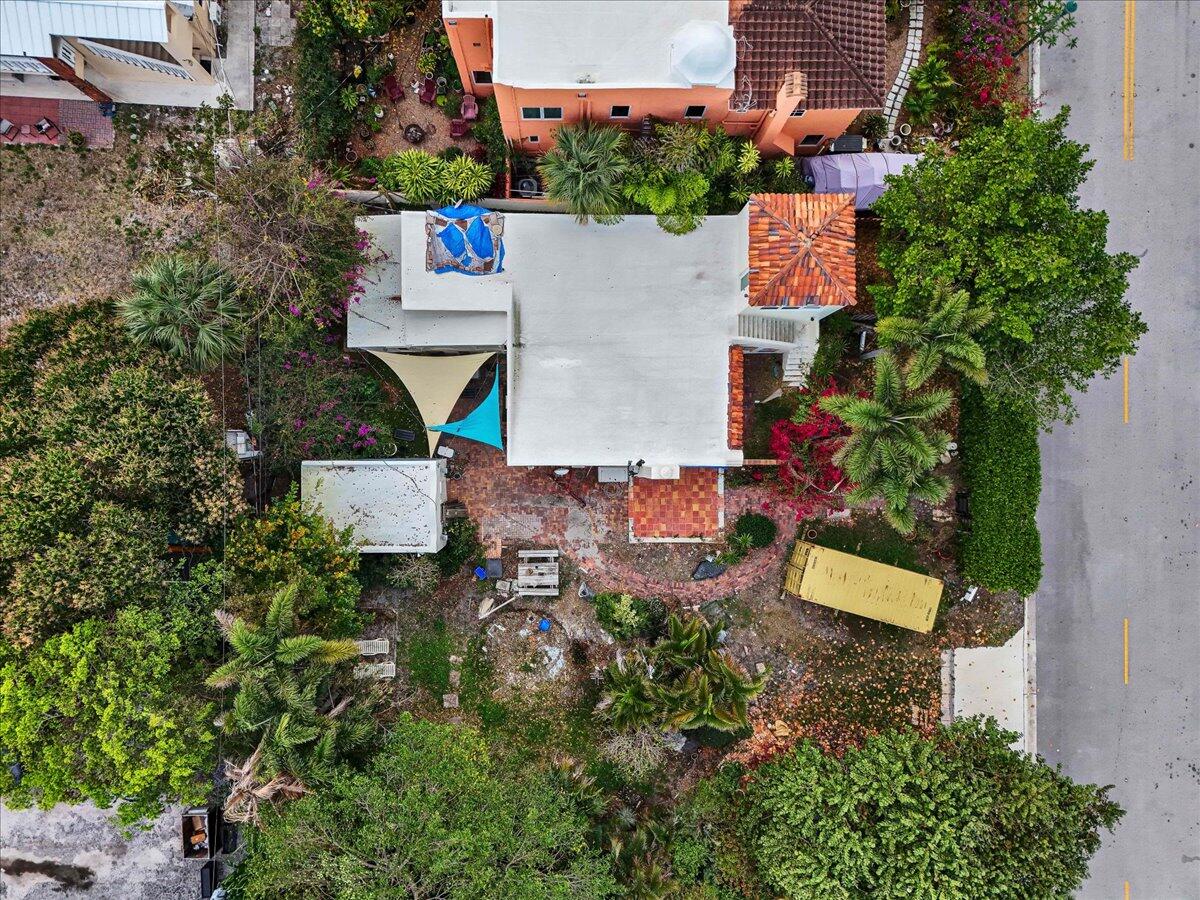 418 East Lakewood Road West Palm Beach, FL 33405 - Photo 1 of 28 35-DJI_0011_D_DJI