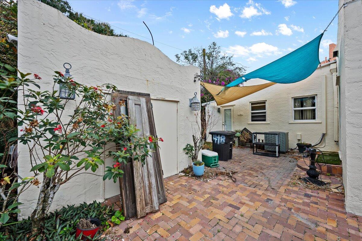 418 East Lakewood Road West Palm Beach, FL 33405 - Photo 15 of 28 14-LUX_3510