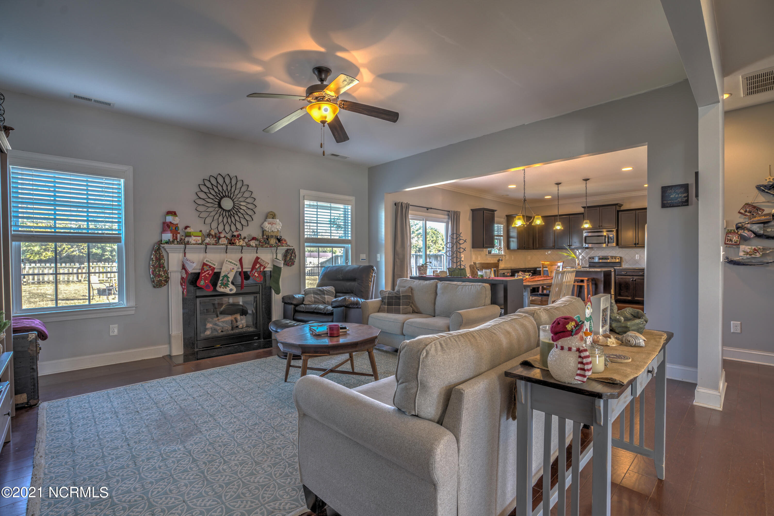 1411 Hammocks Beach Road Swansboro, NC 28584 - Photo 8 of 32 family room
